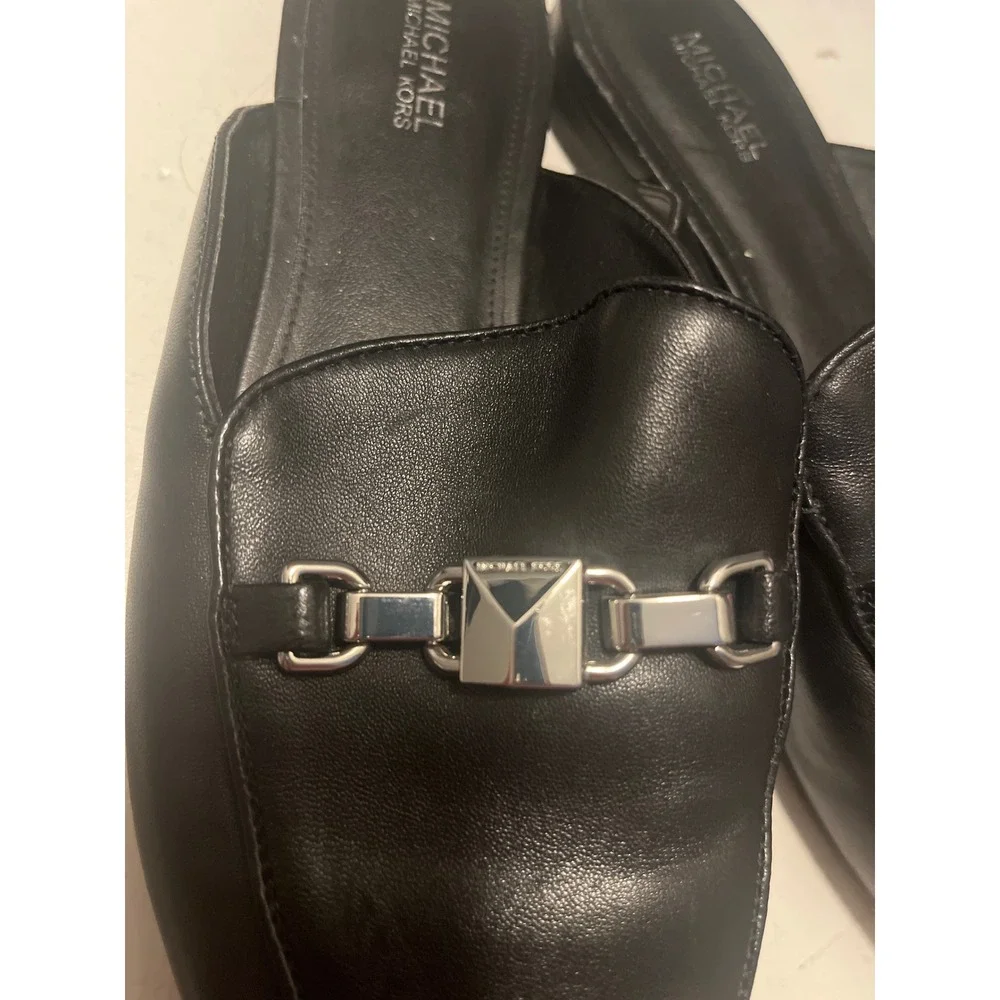 Michael Kors preowned good